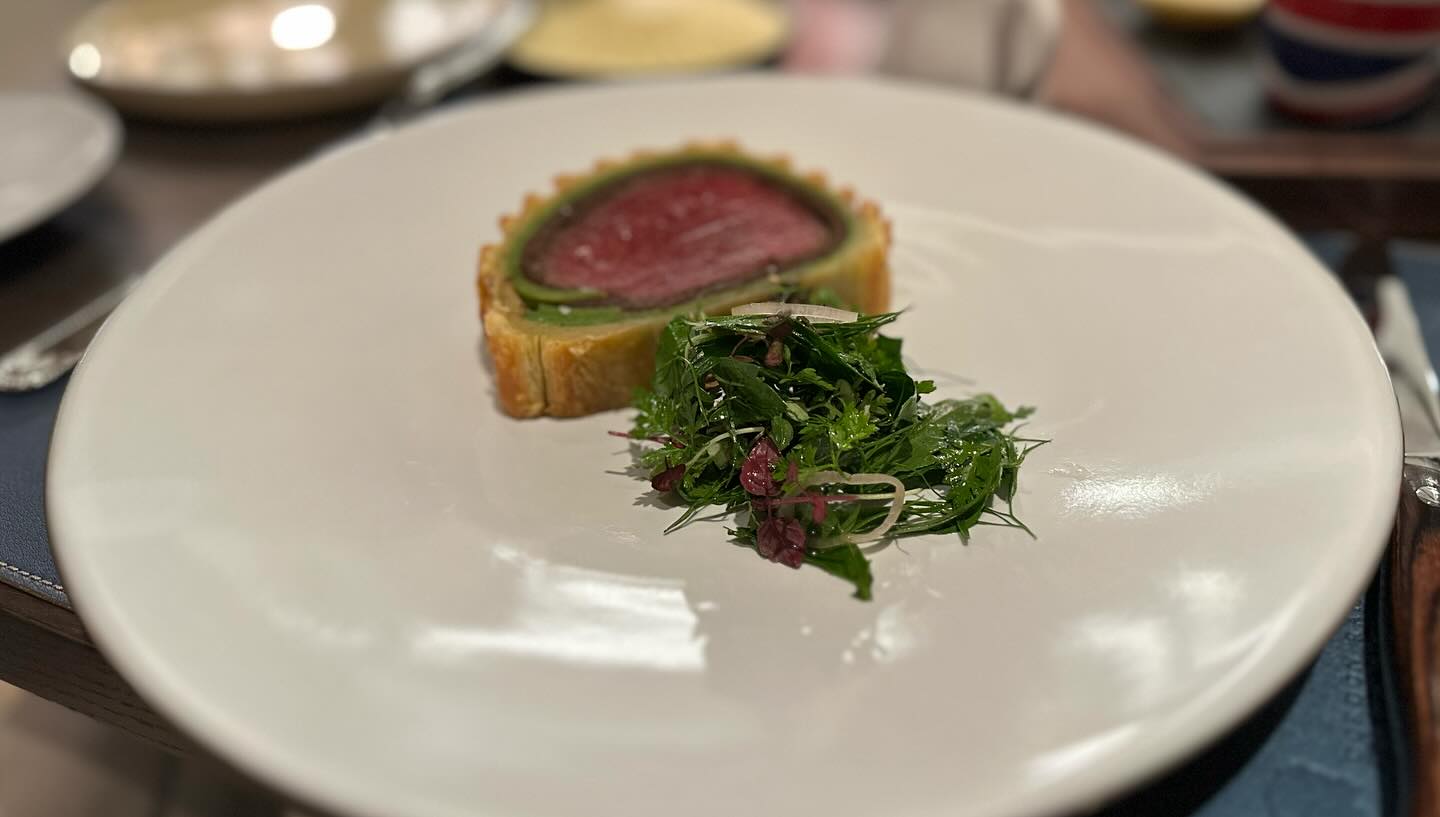 Grand opening of Gordon Ramsay Pub & Grill #Macau, the two signature dishes are on the… (7)