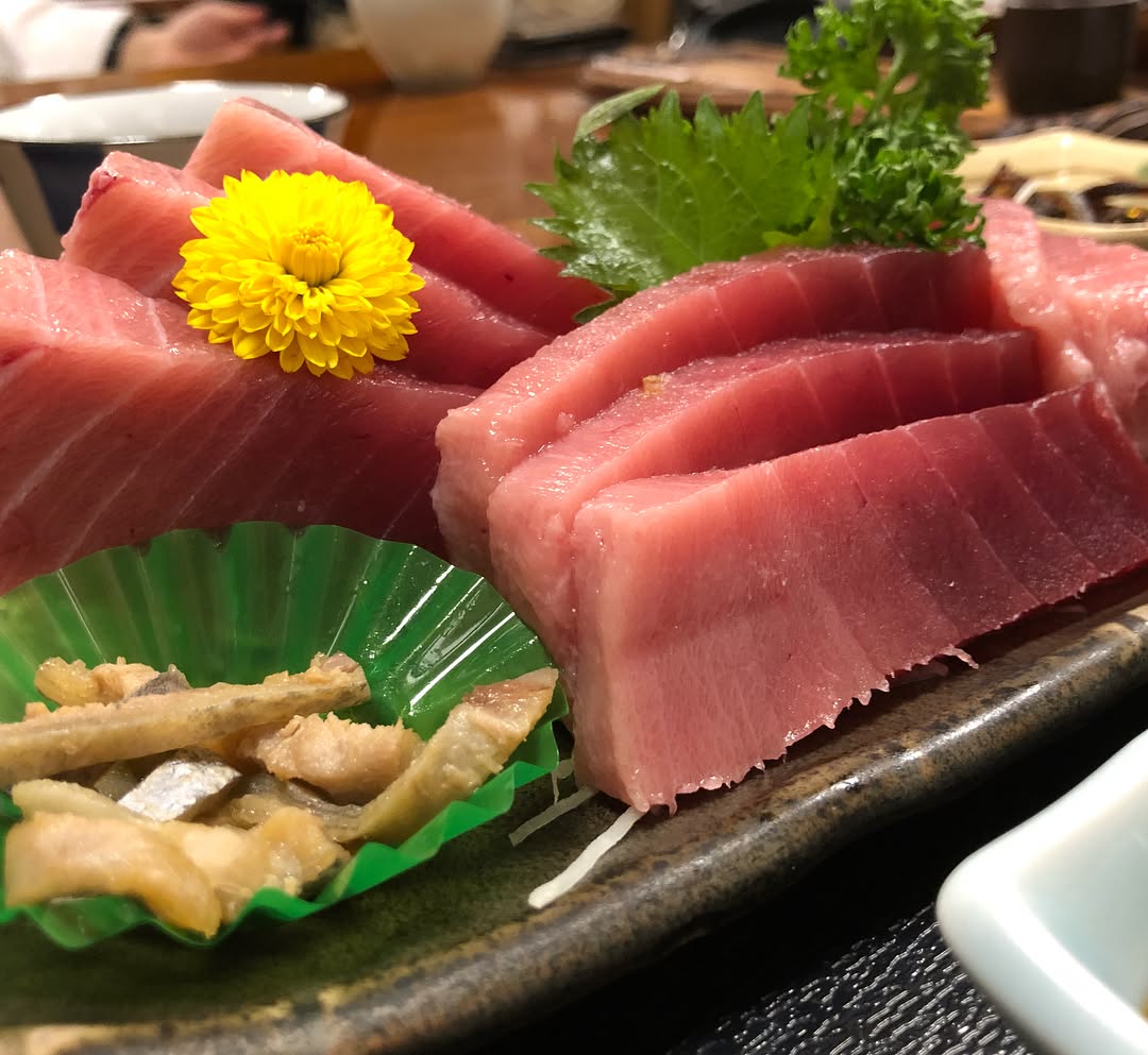 The first is the YEN1050 set including rice and clam miso soup. The second is the… (2)