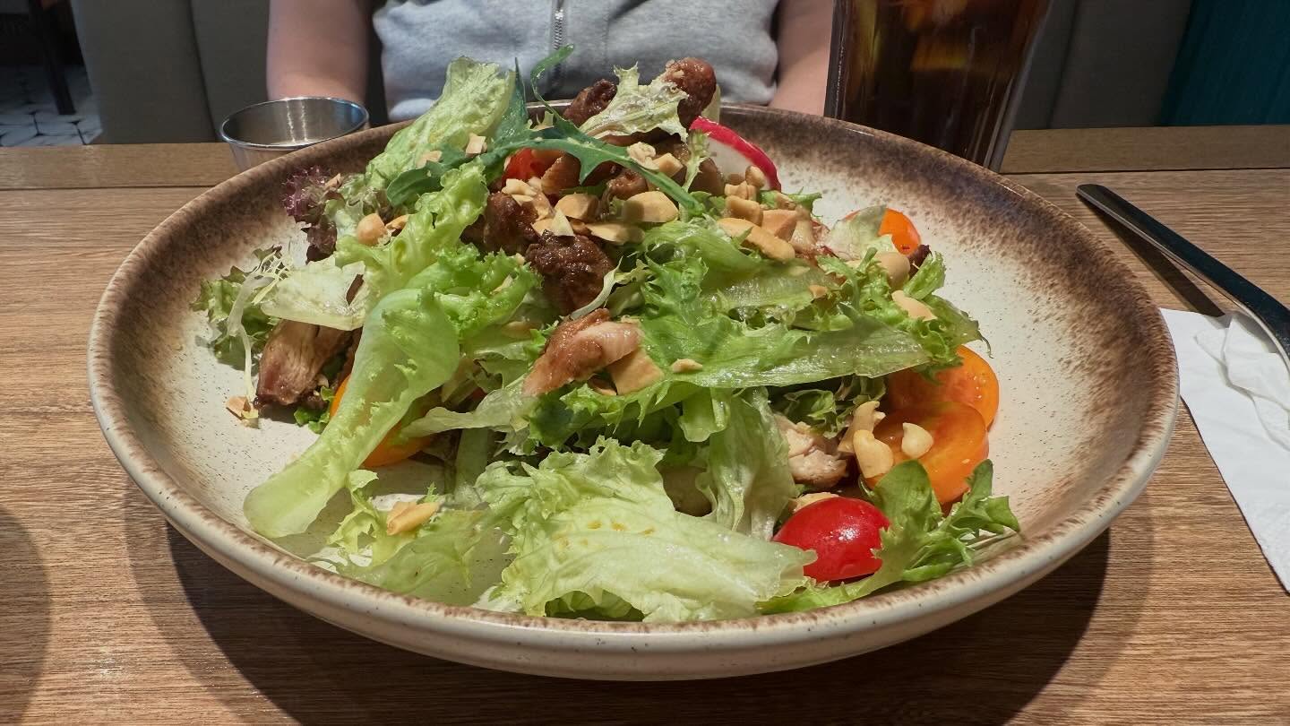 Keep forgetting how good the #滷肉飯 is at this place. Is it as good when it is from… (2)