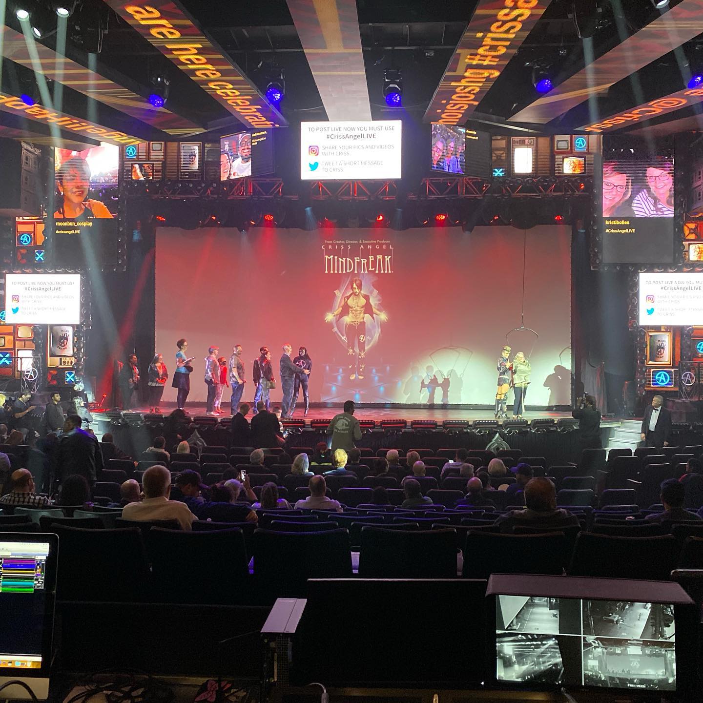 Show about to begin #CrissAngelLIVE (2)