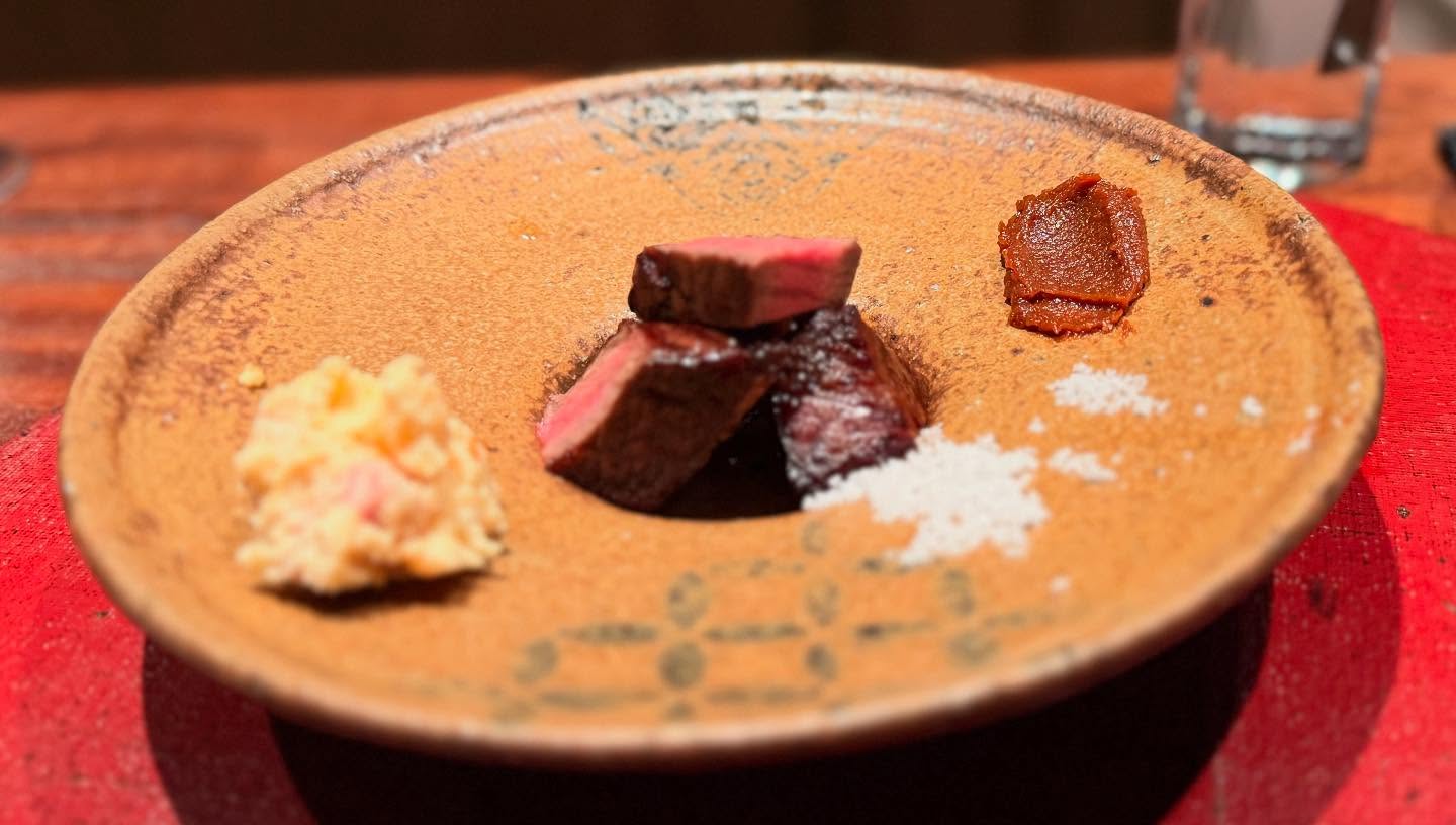 A 40 years multi-generation #Japanese restaurant. They specialize in cooking Ise Ebi… (11)
