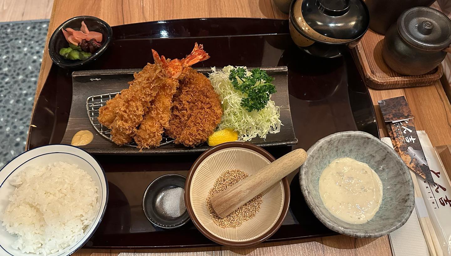 I have been craving for Tonkatsu recently, so I took the opportunity to visit one of… (2)