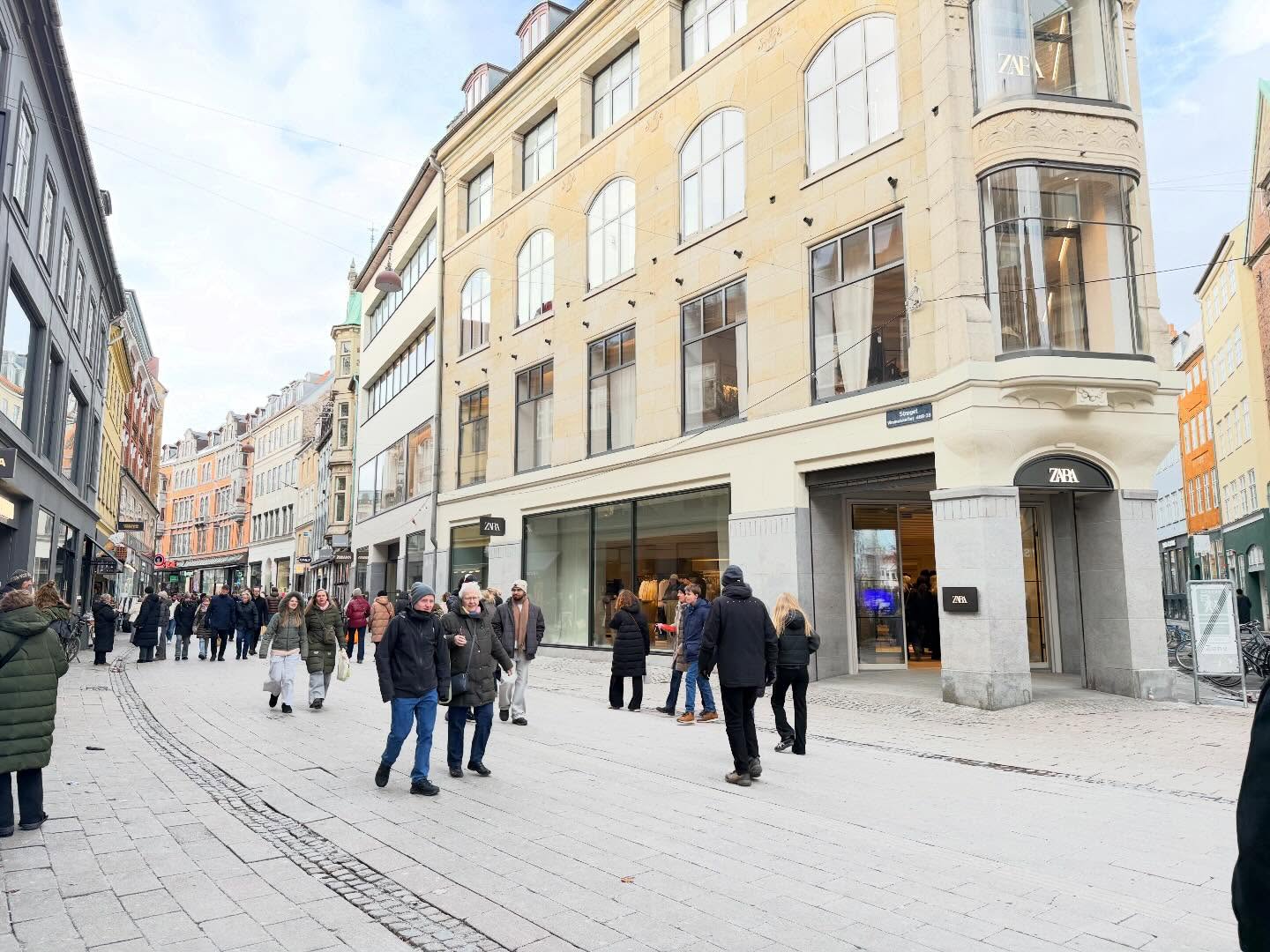 Last few photos of Copenhagen Denmark before heading off to the next city Last few photos (5)
