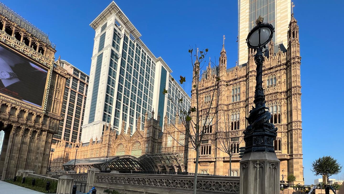 Walkabout #thelondoner #macao #shotoniphone13pro #shotoniphone (3)