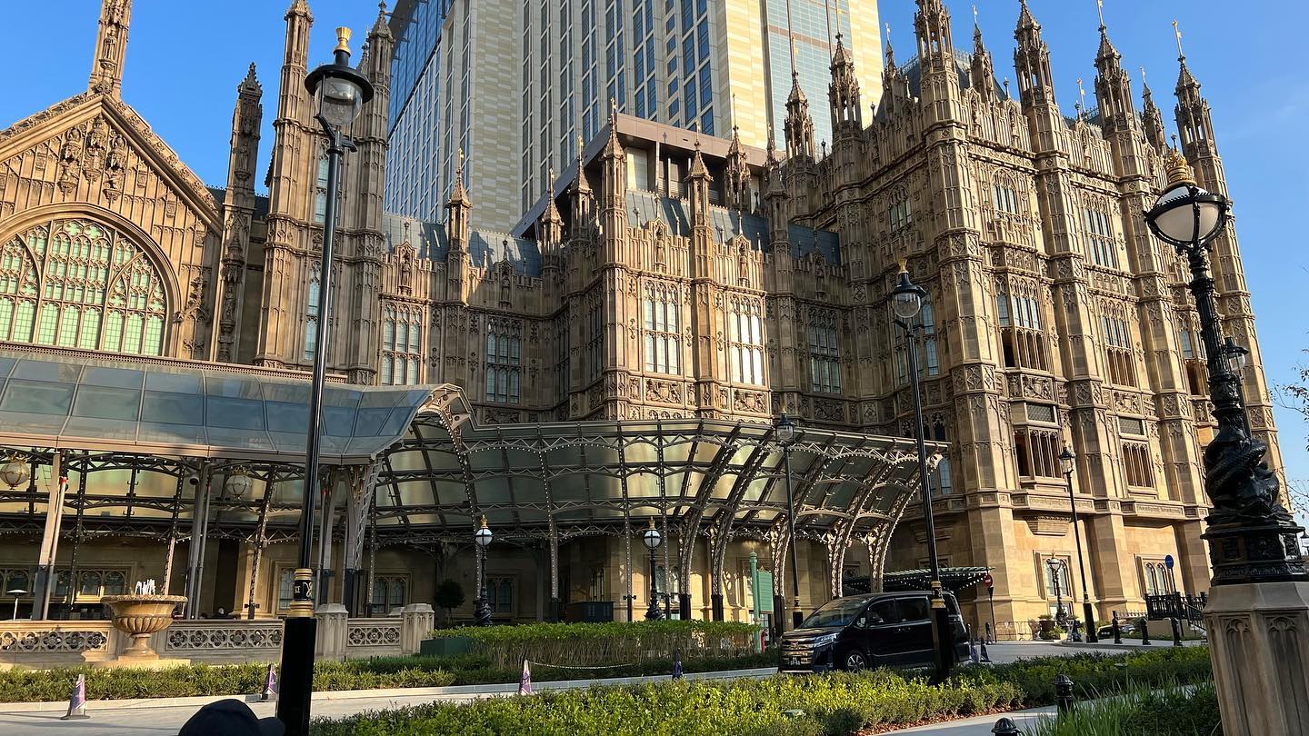 Walkabout #thelondoner #macao #shotoniphone13pro #shotoniphone (4)
