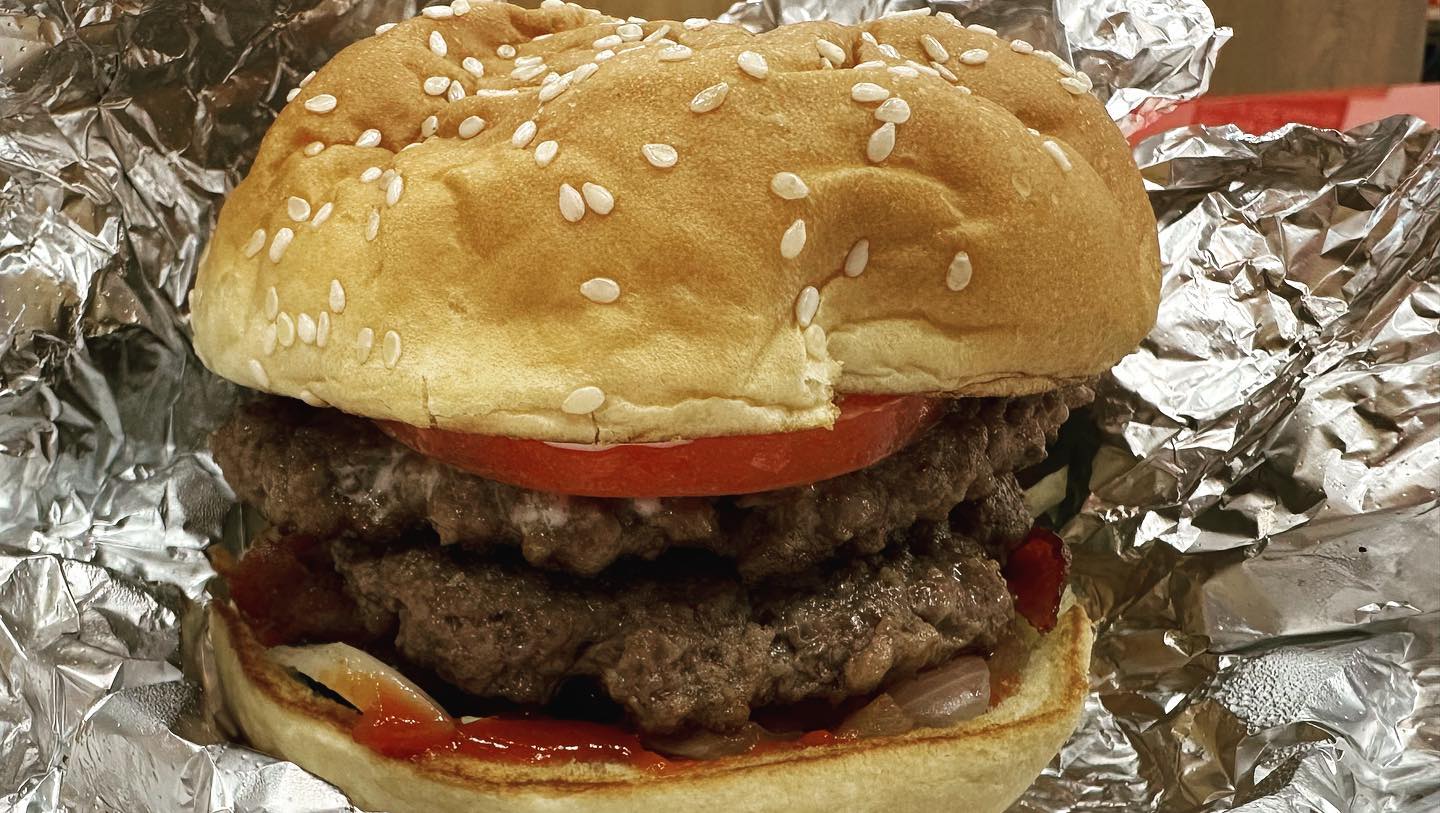 This Five Guys food is consistent to ones you find in @fiveguys and @fiveguyshongkong.… (2)