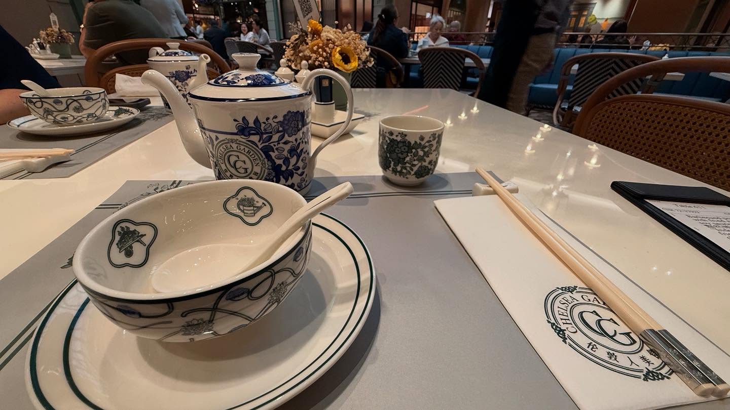 Checking out Chelsea Gardens @the_londoner_macao new London Grand. Fortunately I have… (4)