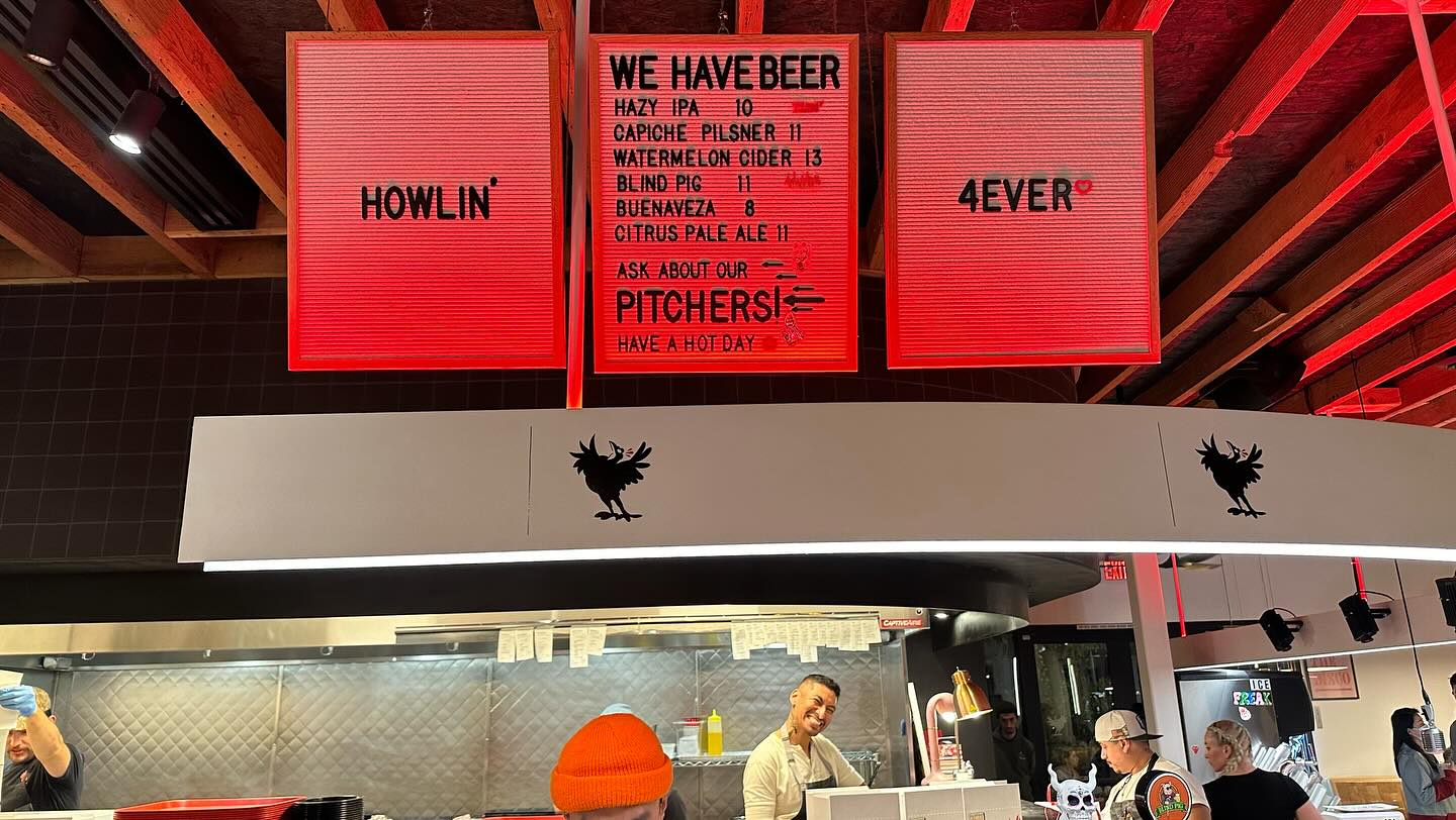 WOW! Excellent recommendation. Incredible #Nashville style fried #chicken. Worth the… (6)