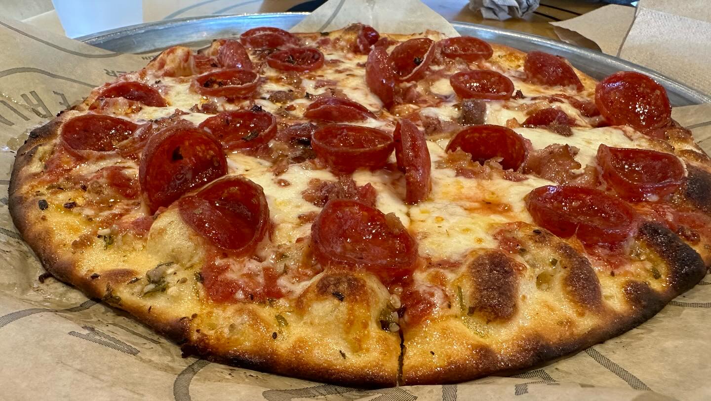 Not bad thin crust style #pizza #californiafoodie (2)