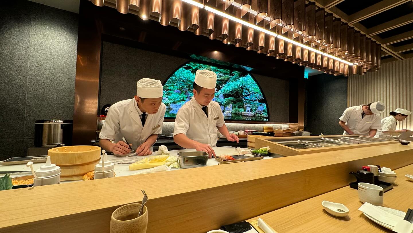 Japanese restaurant in @galaxymacau #sushi #yakitori #macaofoodie #cotai #macao prices… (4)