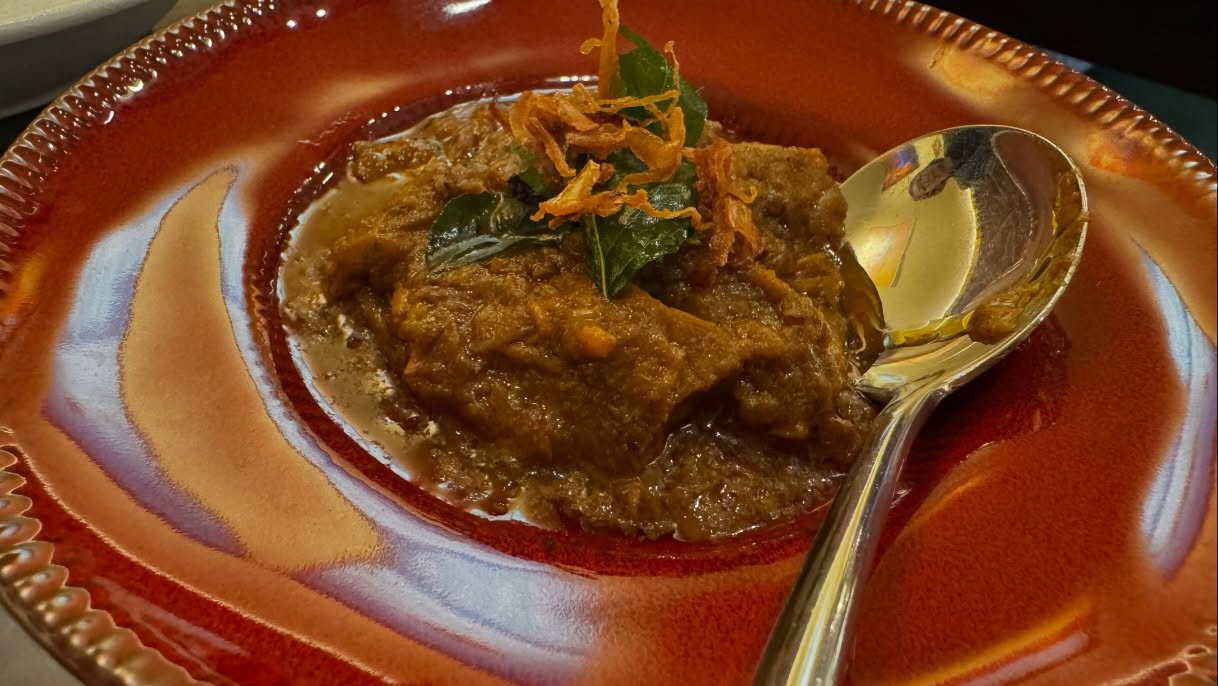 Very tasty Indian food by the #michlinstarchef Justin Paul. There is so much care Justin… (3)