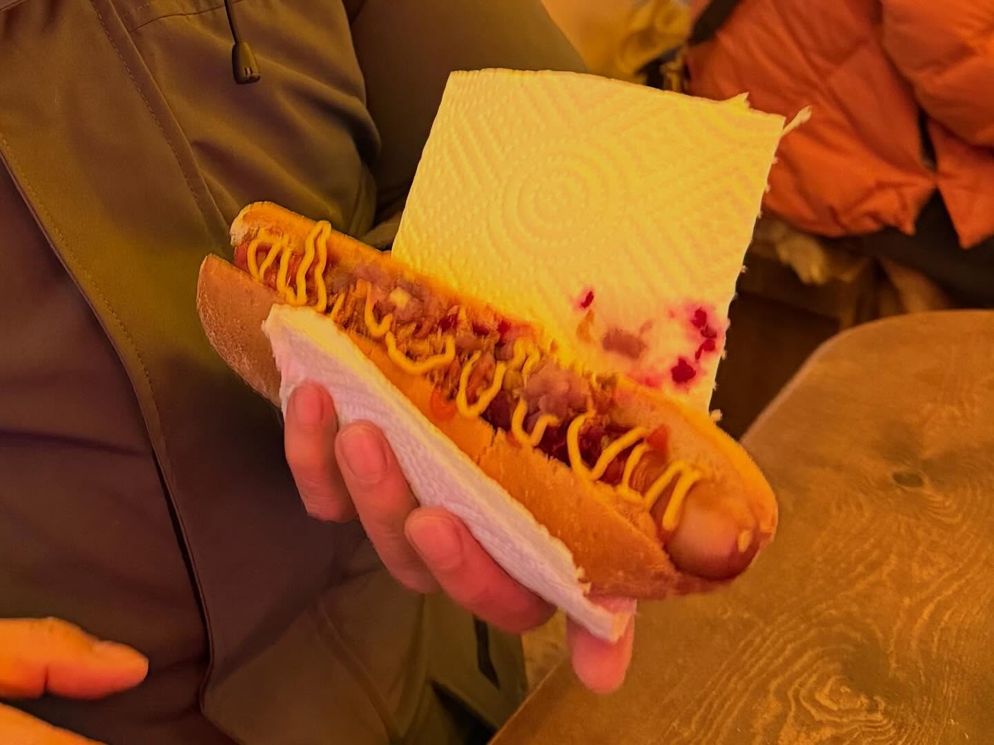 One more before we head off for a late Cold night of Northern Lights Hotdog at the (2)