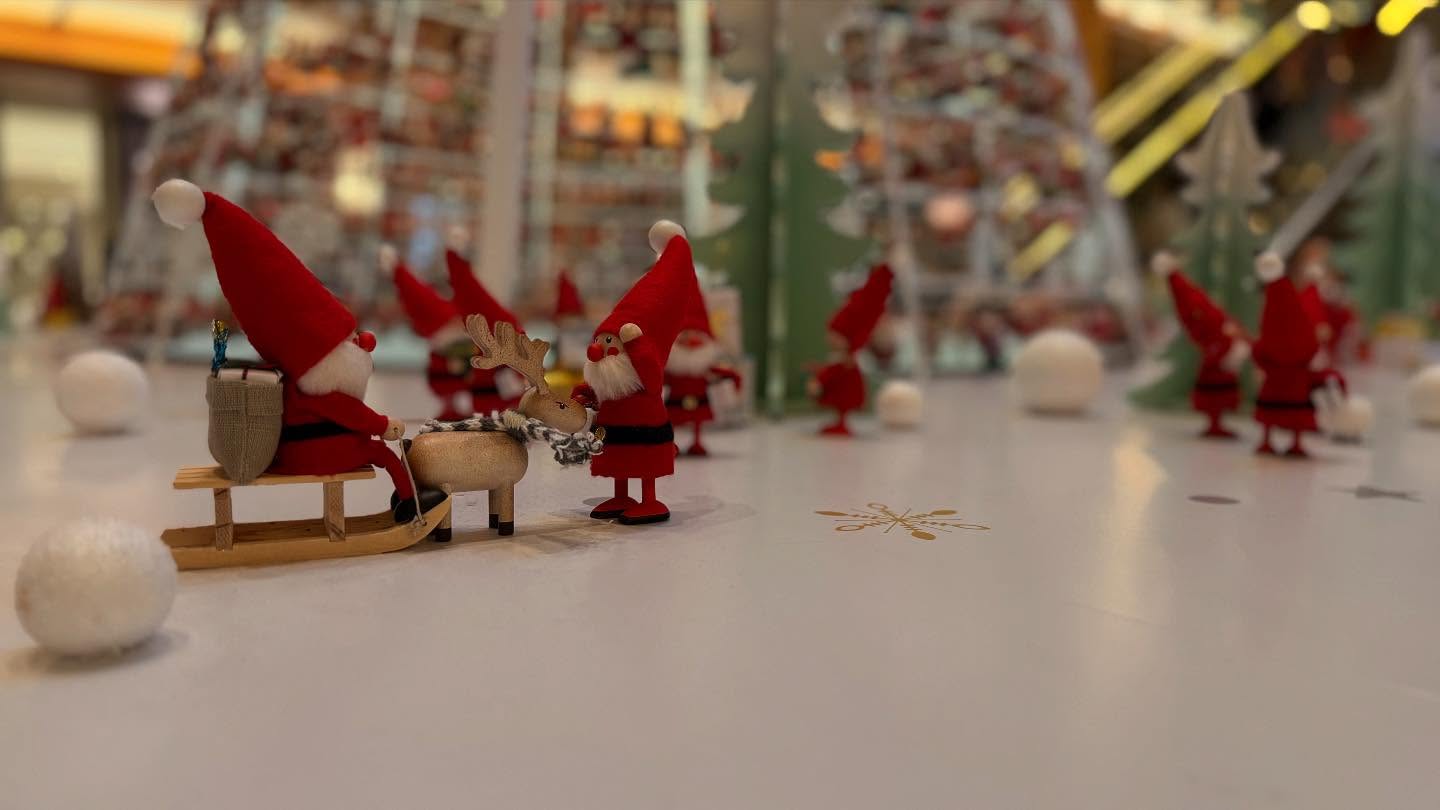 Feeling the #Christmas spirit in #Akasaka (2)
