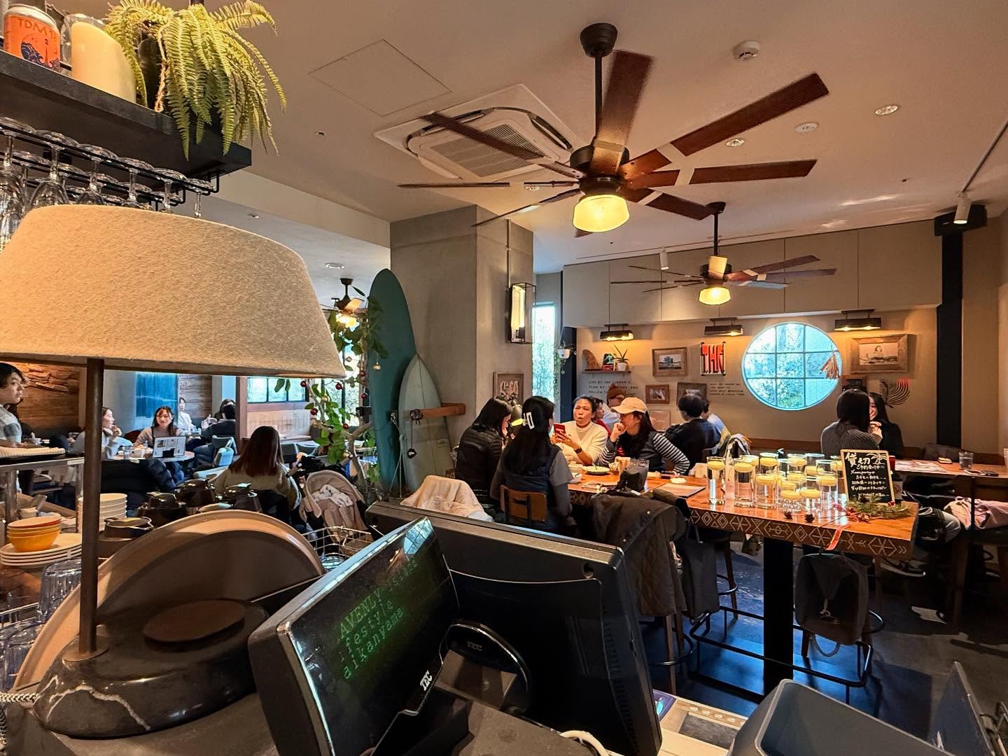 Surprise to find a #Hawaiian fusion restaurant in #Shibuya. The wait is long mainly due… (3)