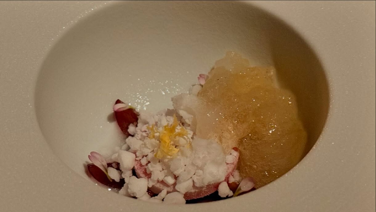 As always consistency is what one can expect from the amazing chefs @heljoamaral and… (12)