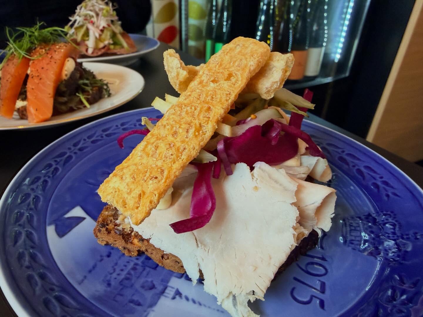 Really getting to like these Smørrebrød (4)
