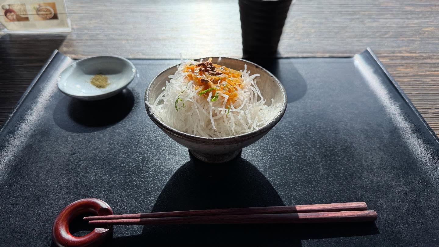 A nice #Soba place with a great view of the #arashiyamariver Be sure to get there early… (2)