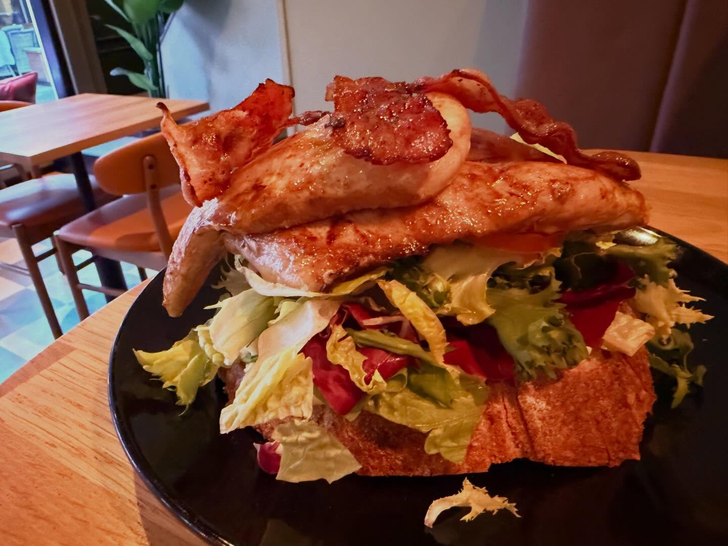 Last main meal in Tromsø The food would be much better if they remember to toast the (2)