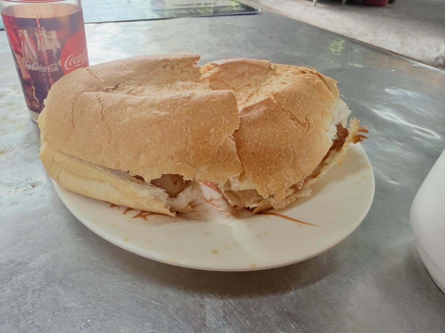 Such a long history of serving visitors and locals alike. #InstantNoodles #PorkBun The… (2)