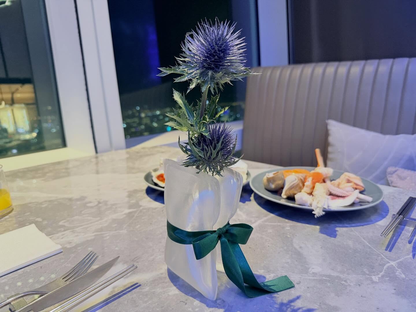 Pretty impressive presentation and deco. Some of the chefs present their dishes at… (3)