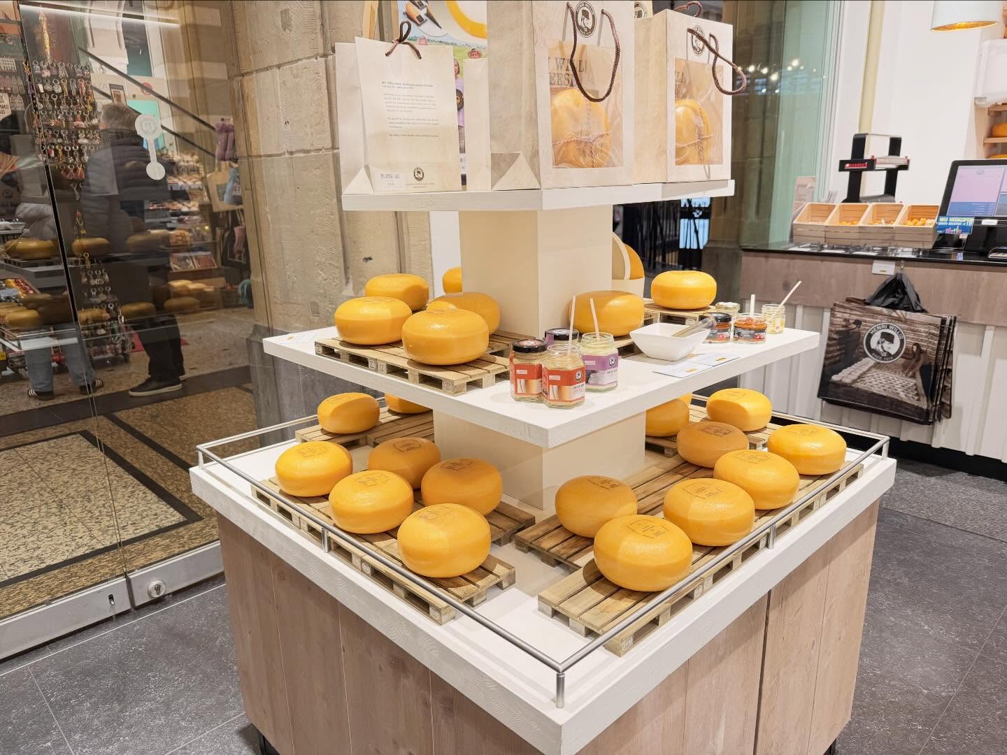 Cheese in Netherlands: Worth a Stop (8)