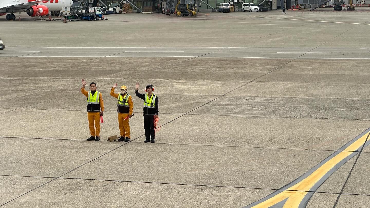 Final leg of the flights onboard @starluxairlines #taipei #taiwan (2)