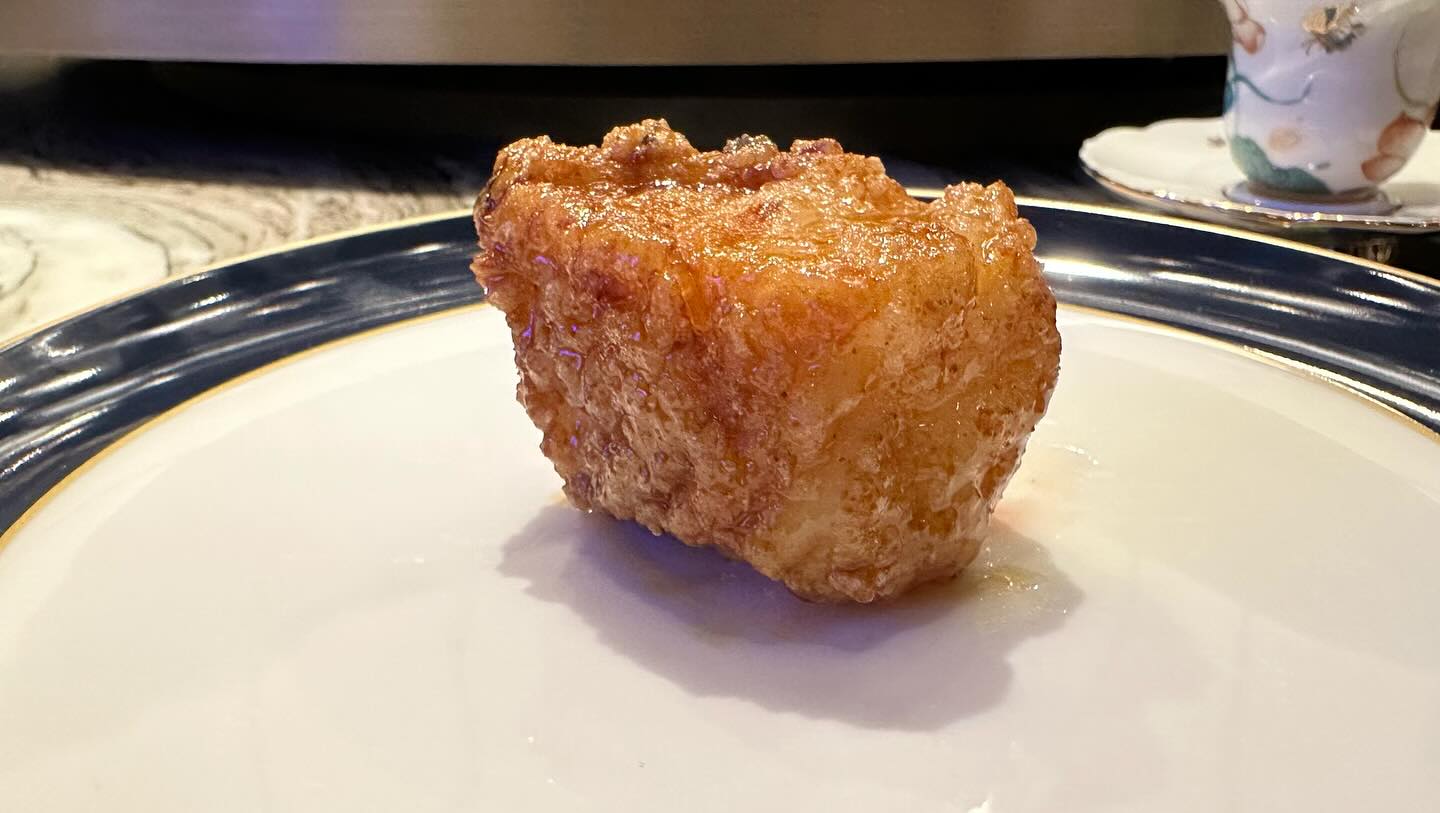 Very special meal at the #michelinstar Huaiyang Garden by chef Zhou Xiaoyan… (7)