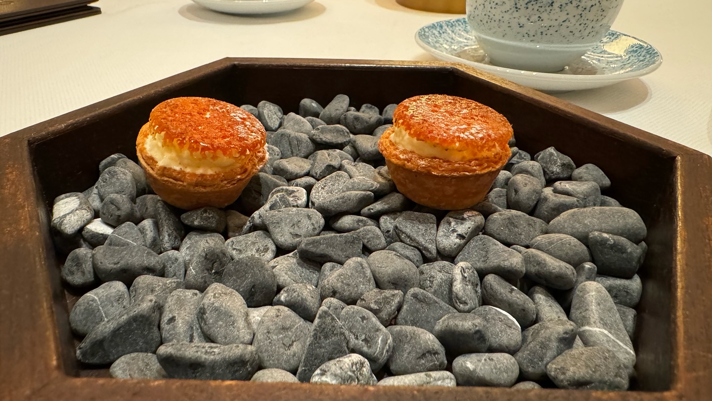 Thank you to @henriquesapessoa for a very special #portugues meal. If you want to try… (10)
