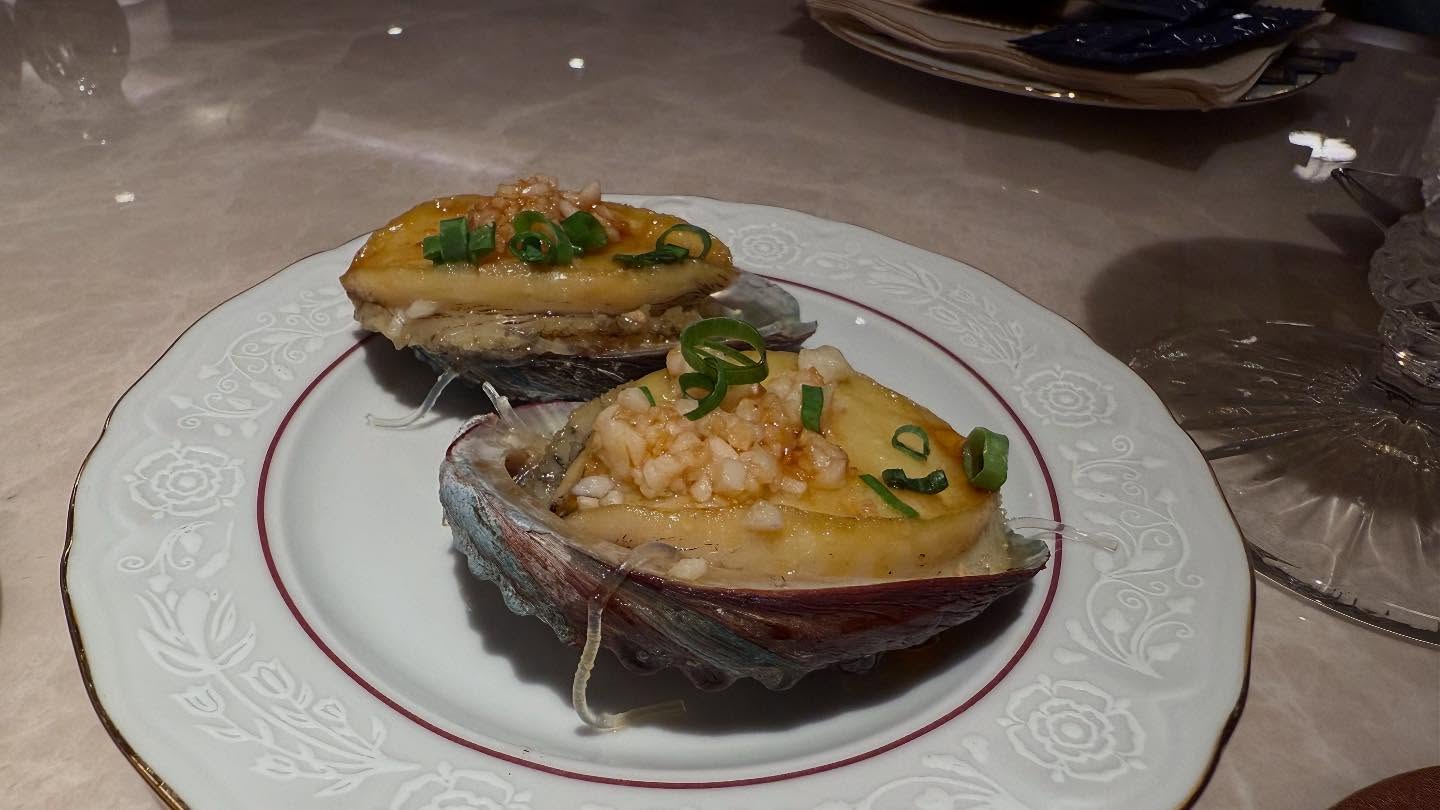 Definitely has the freshest seafood I ever had in #Macao. Although, if I did not have a… (9)