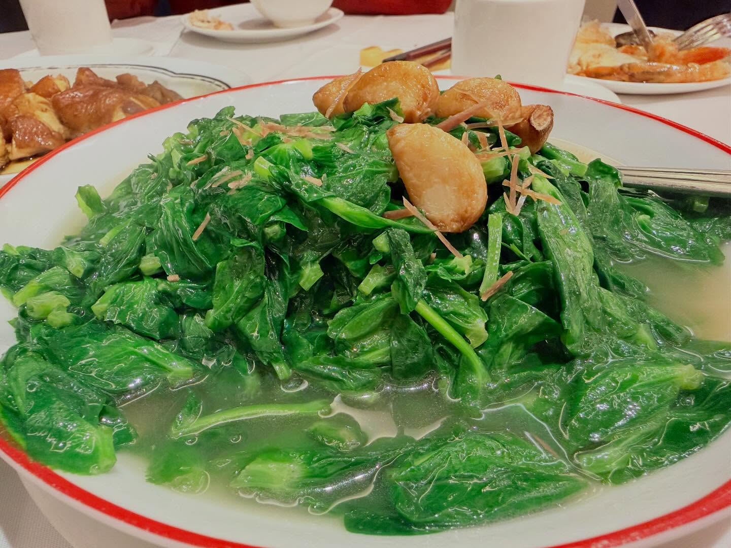 Very good food. There are 30 items on their pre-order menu, aside from other choices.… (5)
